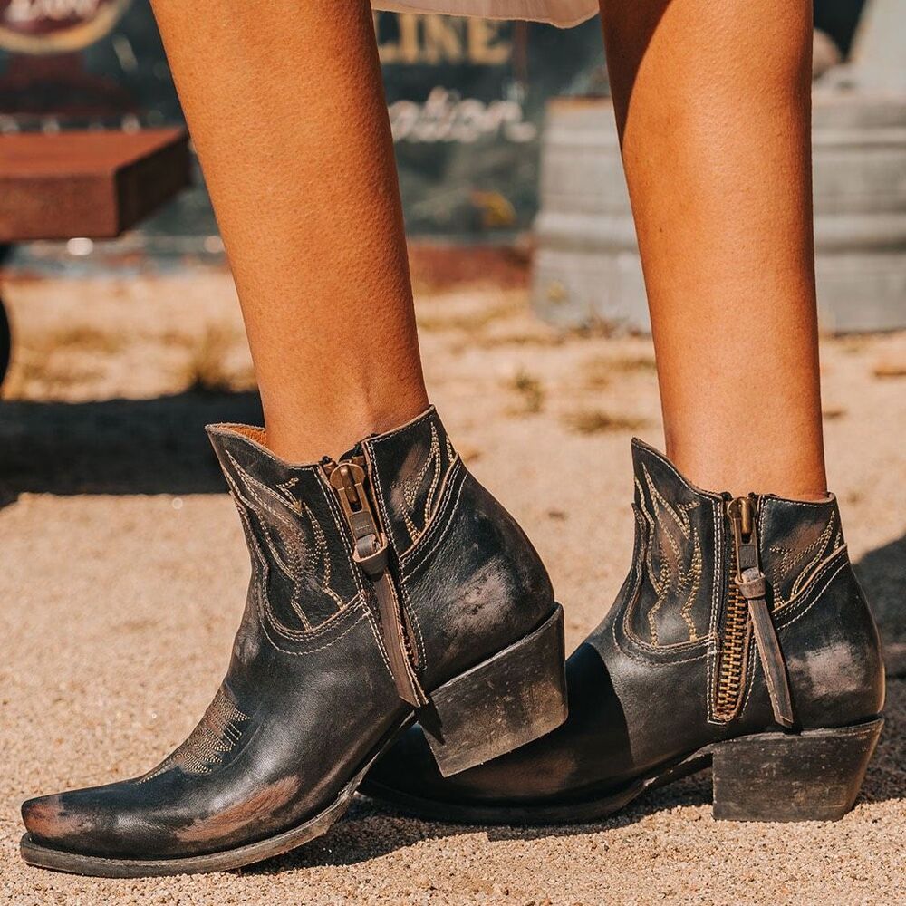 Freebird Wolfie Women’s Ankle Boots 11